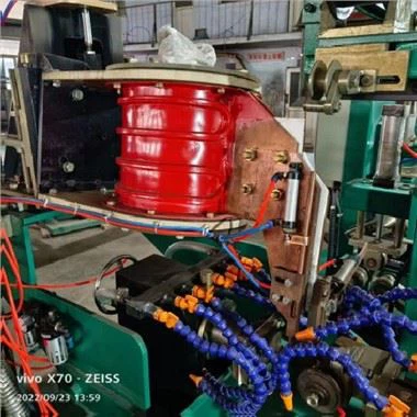 Машина за високочестотно заваряване на оребрени тръби